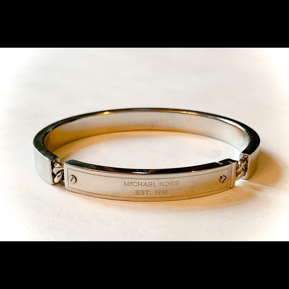 Michael Kors Logo Plaque Bangle - (Silver)